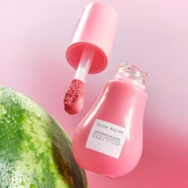Niacinamide, acido ialuronico e pigmenti skincare: il blush “flush” è servito.