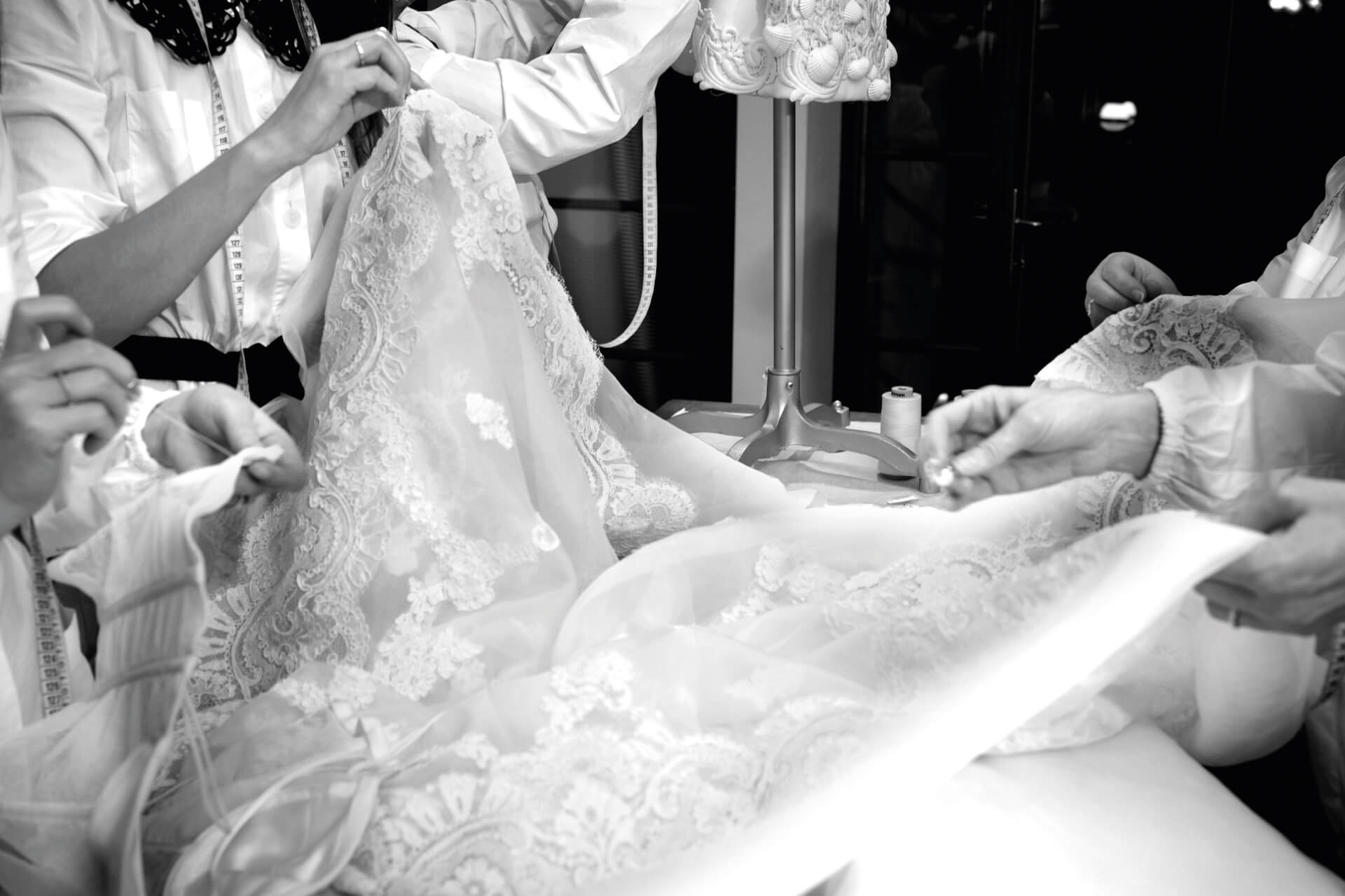 Foto dalla mostra "Dal Cuore alle Mani", di Dolce&Gabbana