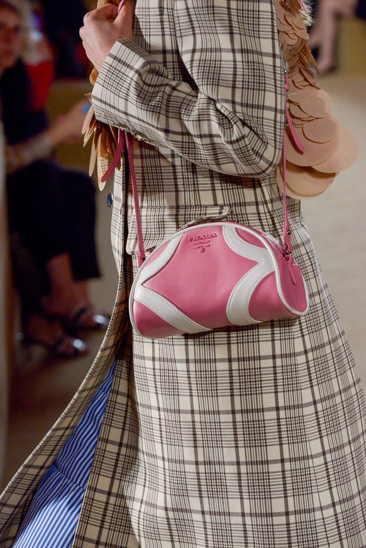La Bowling Bag di Prada